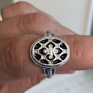 Deco onyx & diamond like oval ring. Size 5.5 Avon